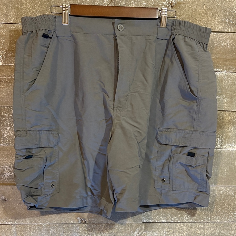 Stylish Gray Cargo Shorts for Men